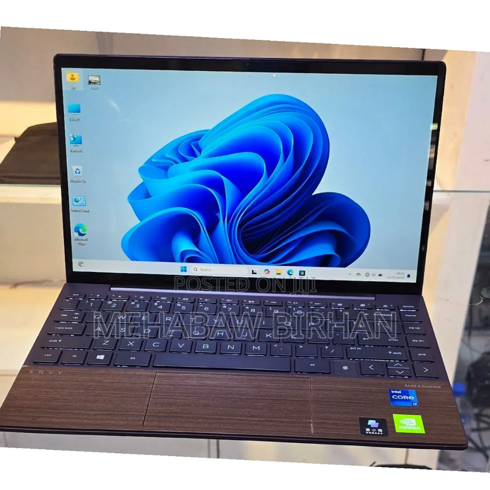 New Laptop HP Envy 14 16GB Intel Core I7 SSD 1T