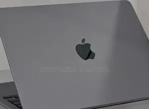 New Apple MacBook Air 2024 M3 13-Inch 8GB Intel Core I7 SSD 256GB