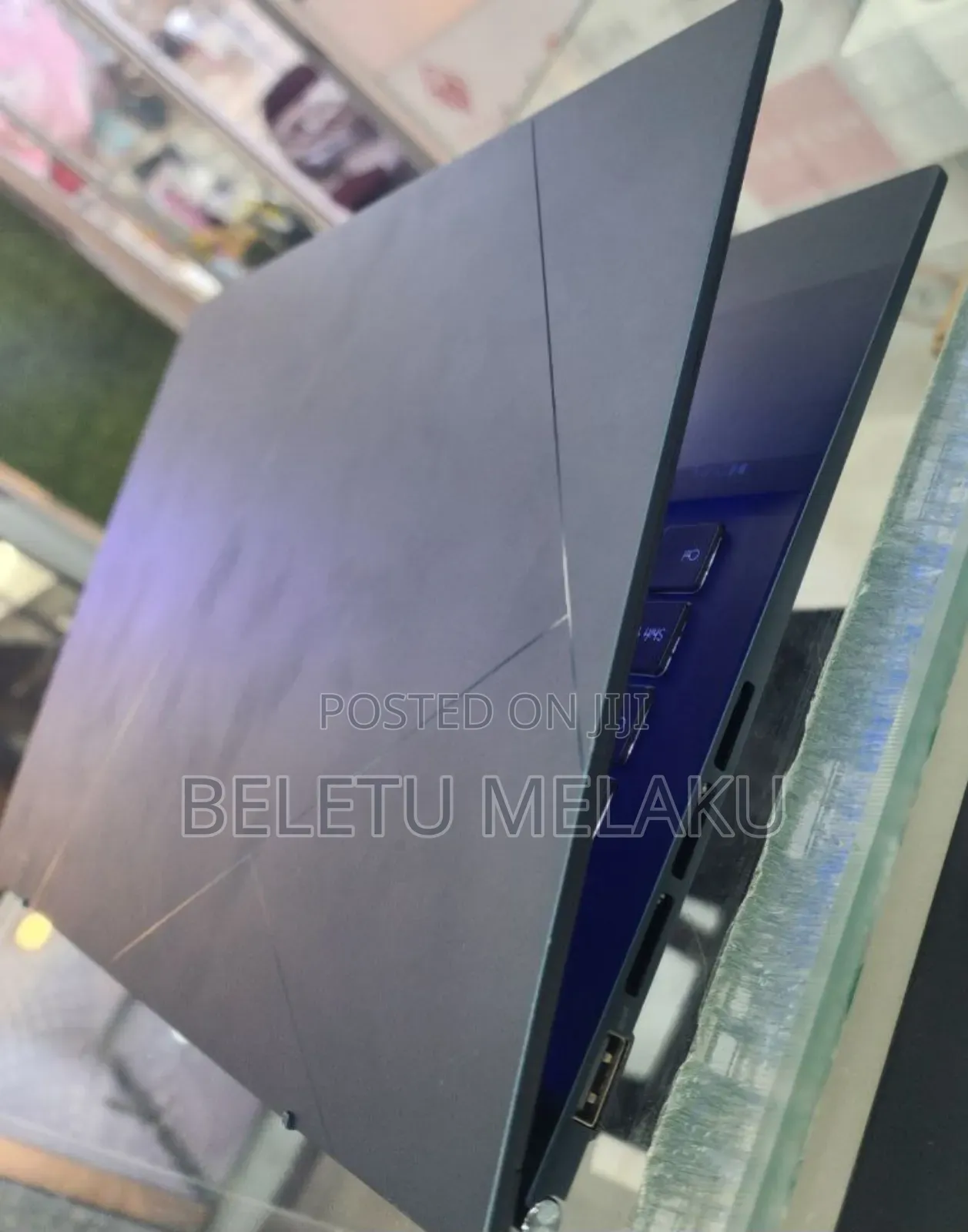 New Laptop Asus ZenBook 13 UX331UN 16GB Intel Core I7 SSD 512GB