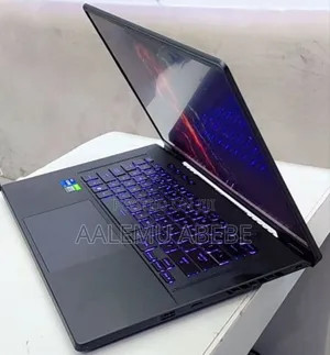 New Laptop Asus ROG Zephyrus G15 16GB Intel Core I9 SSD 1T
