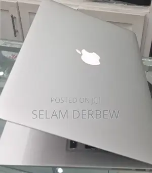 New Laptop Apple MacBook Air 2017 8GB Intel Core I5 SSD 128GB