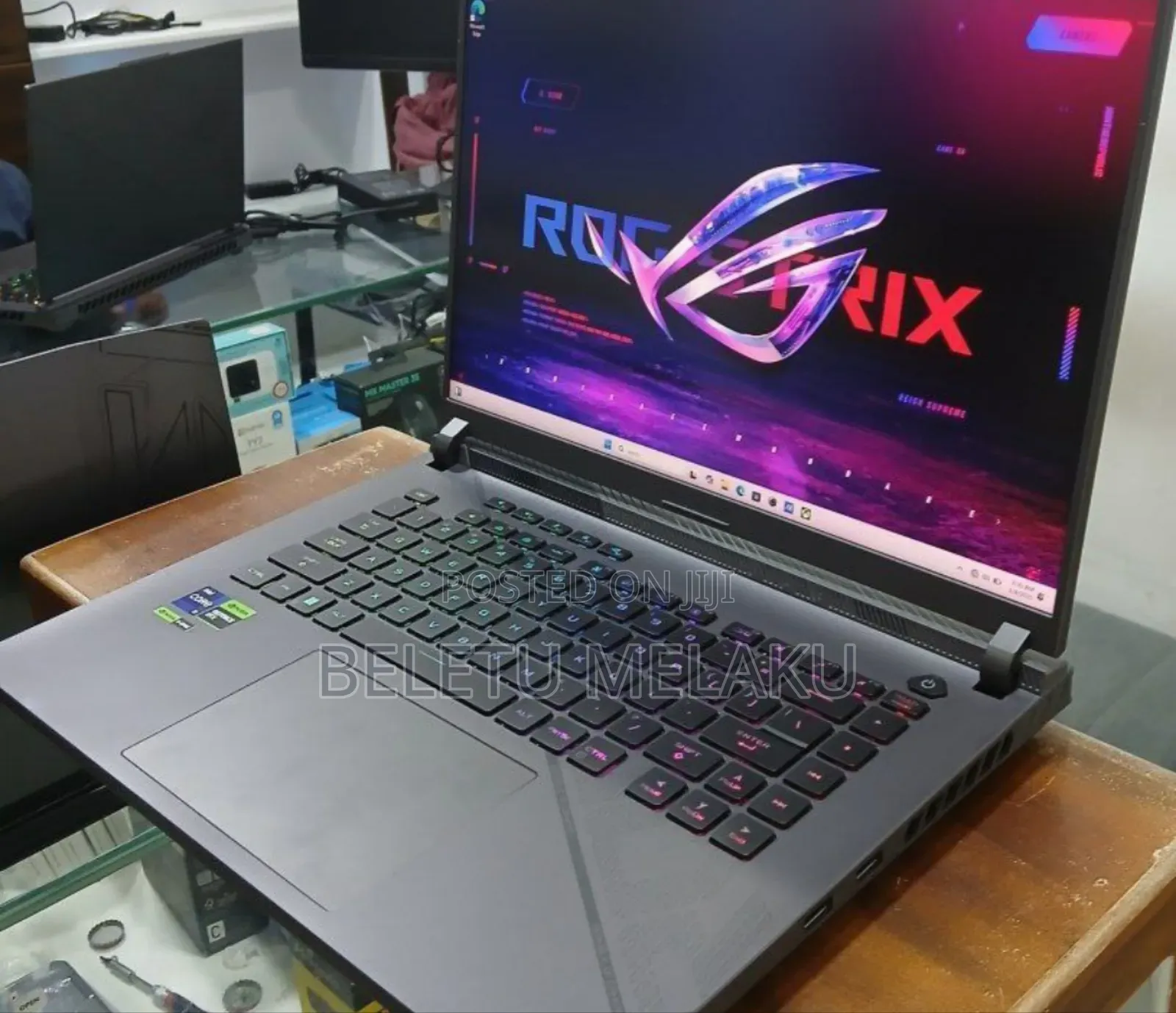 New Laptop Asus ROG Strix G15 32GB Intel Core I9 SSD 1T