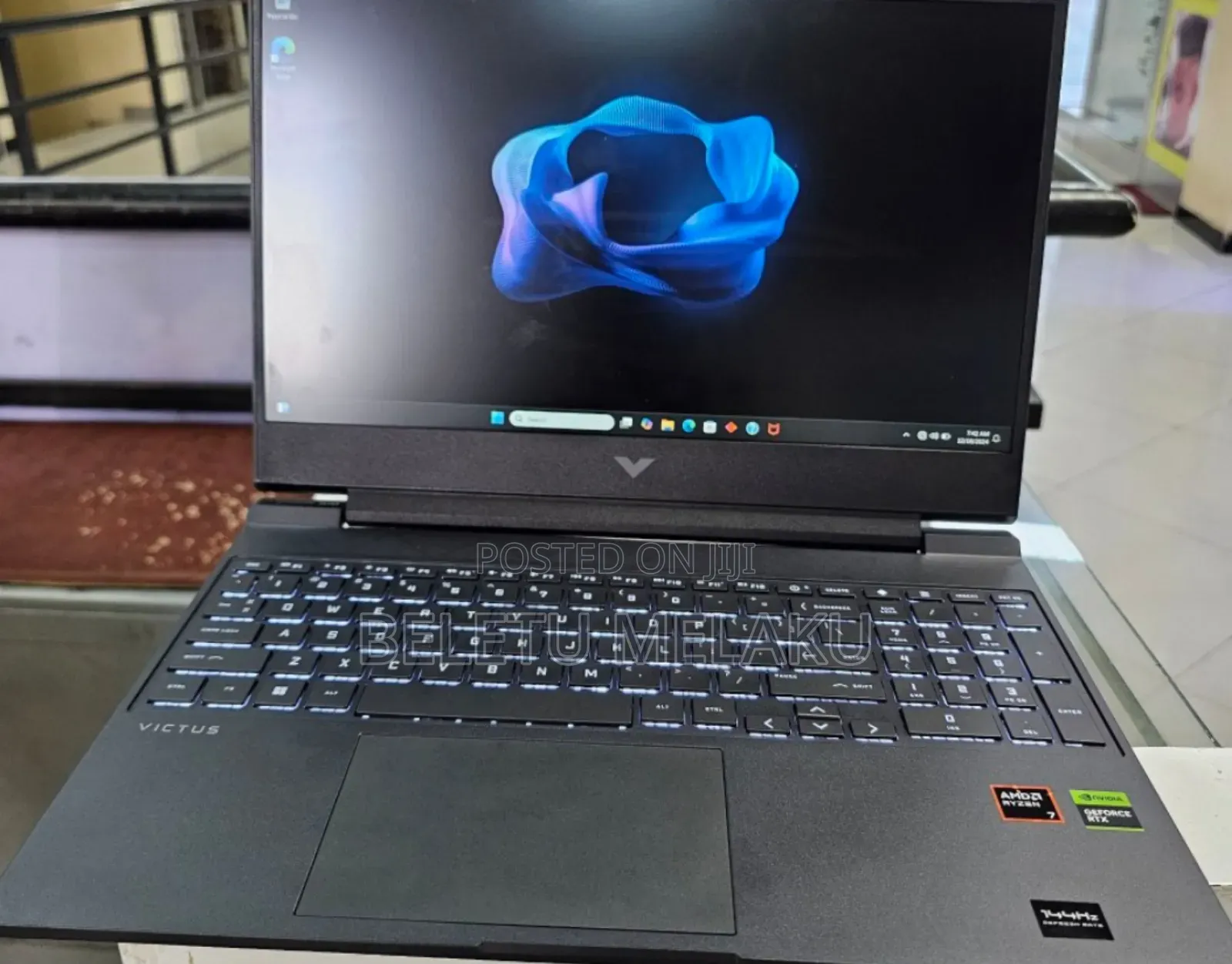 New Laptop HP Victus 16 16GB AMD Ryzen 7 SSD 1T