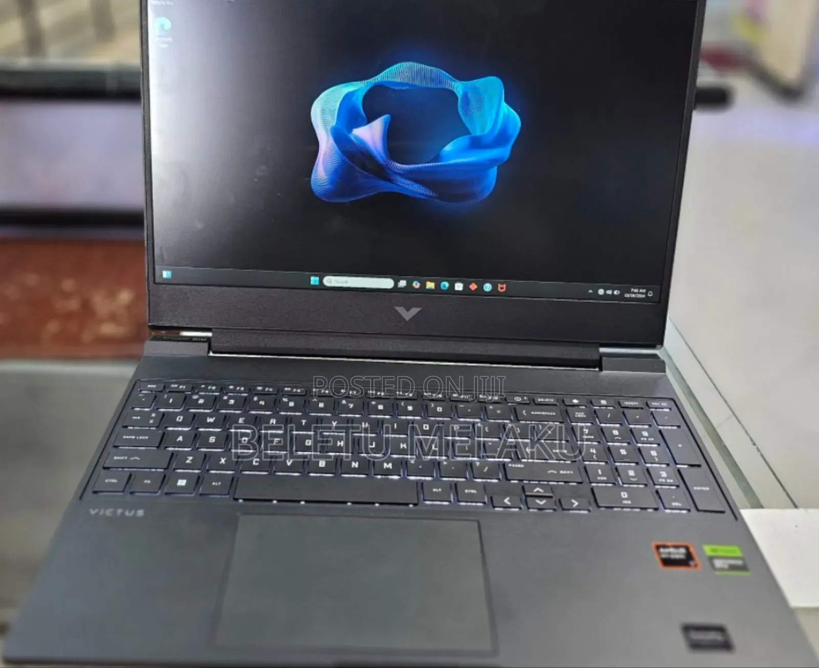 New Laptop HP Victus 16 16GB AMD Ryzen 7 SSD 1T