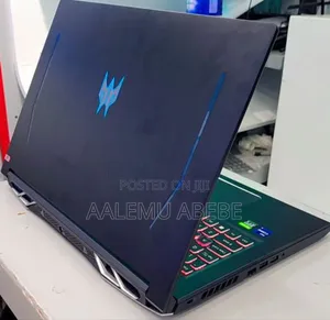 New Laptop Acer Predator Helios 300 16GB Intel Core I9 SSD 512GB