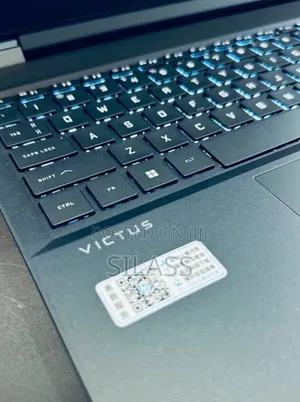 New Laptop HP Victus 15 16GB Intel Core I7 SSD 512GB