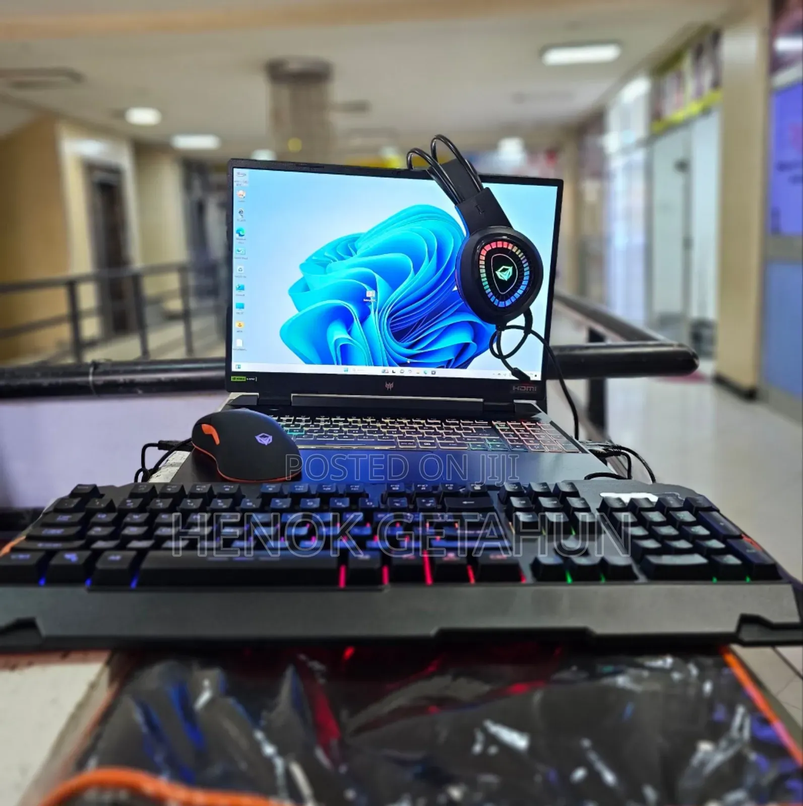 New Laptop Acer Predator Helios 300 16GB Intel Core I9 SSD 1T