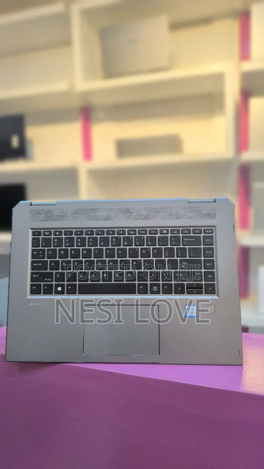 New Laptop HP ZBook Studio X360 15 G6 32GB Intel Xeon SSD 512GB