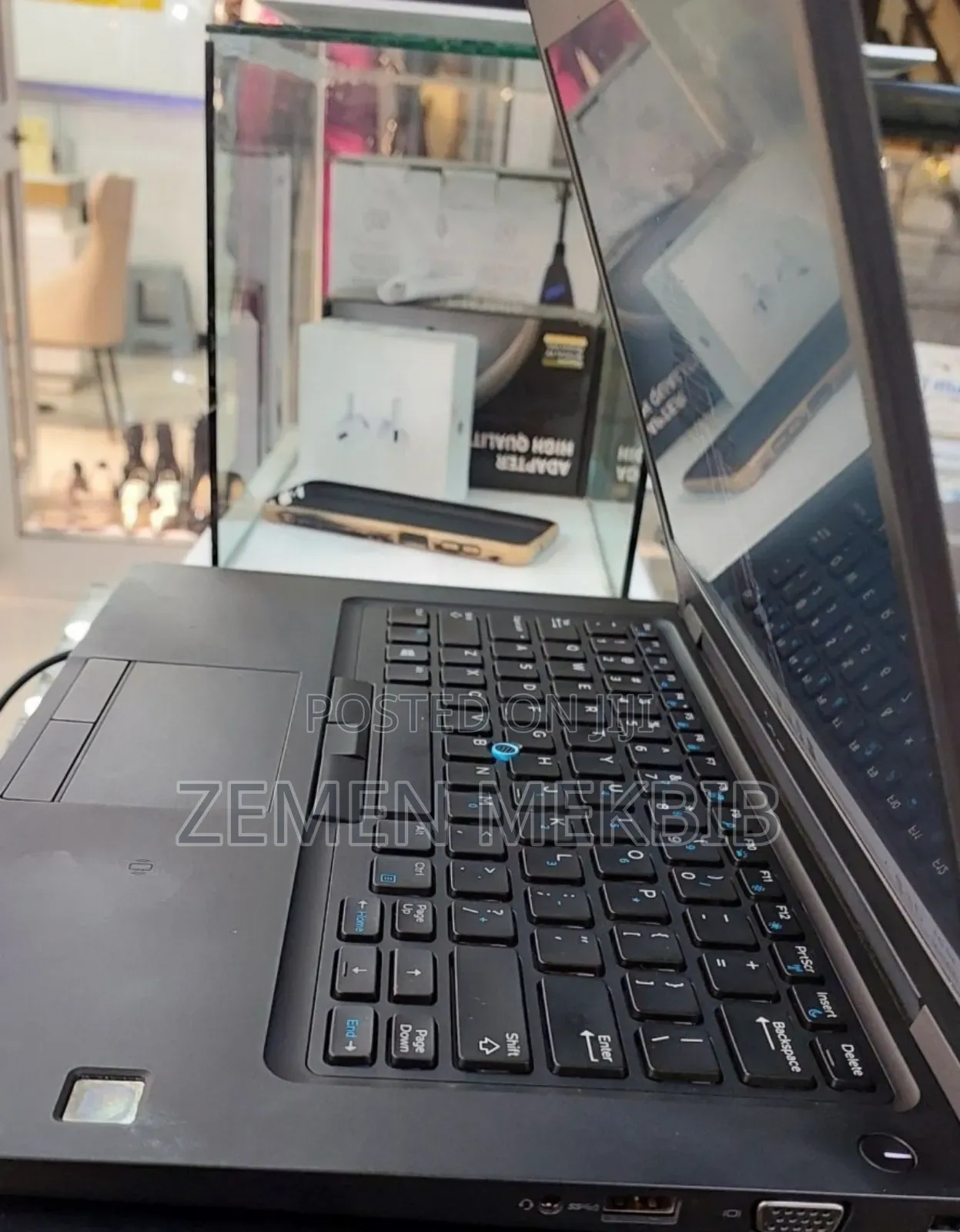 New Laptop Dell 8GB Intel Core I7 SSD 256GB