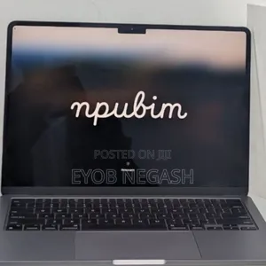 Photo - New Laptop Apple MacBook Air 2024 M3 13-Inch 8GB Apple M3 SSD 256GB