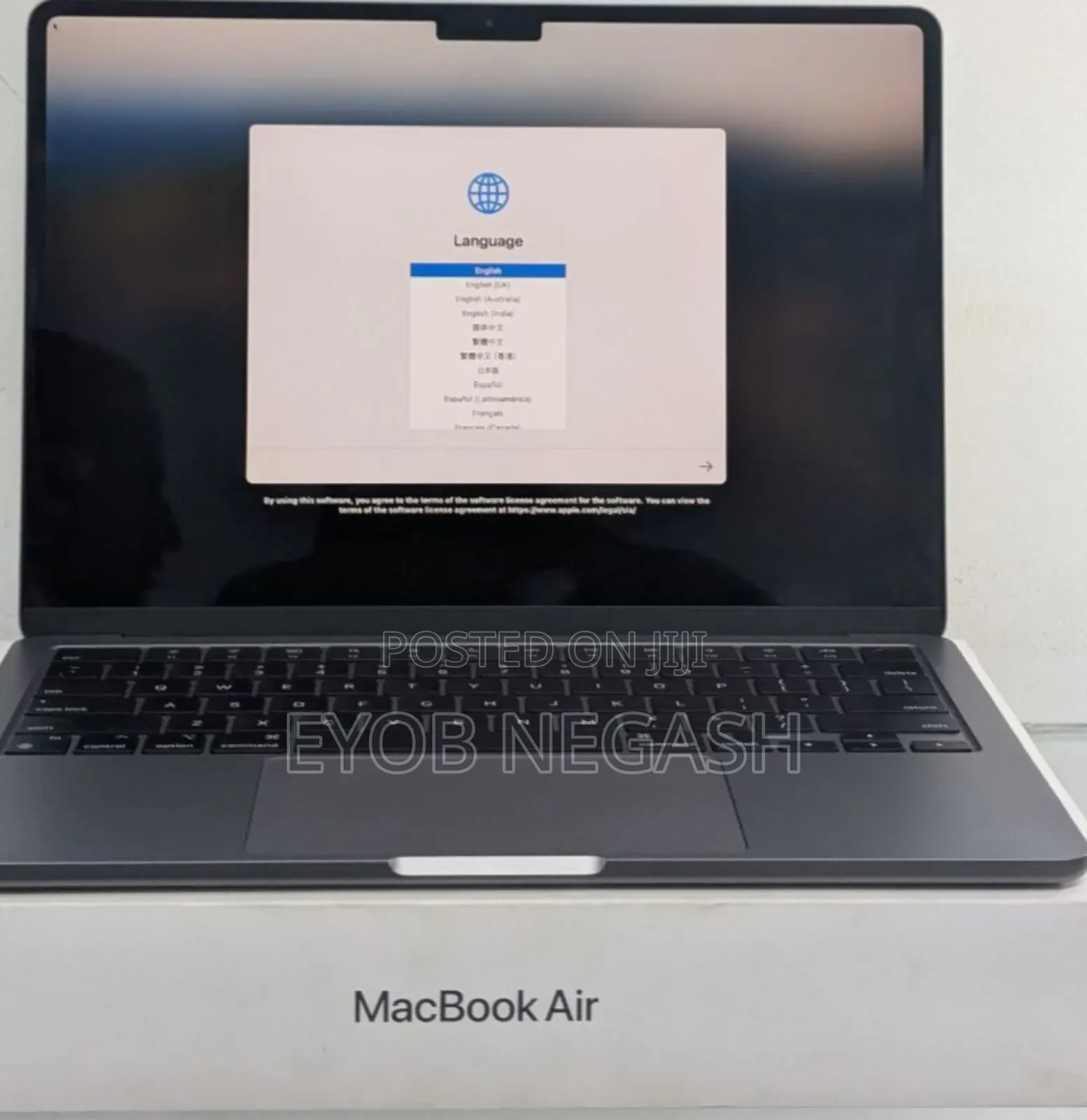 New Laptop Apple MacBook Air 2024 M3 13-Inch 8GB Apple M3 SSD 256GB