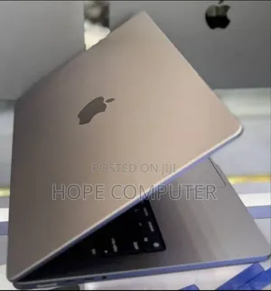 New Laptop Apple MacBook Pro 2021 M1 16GB Apple M1 SSD 1T