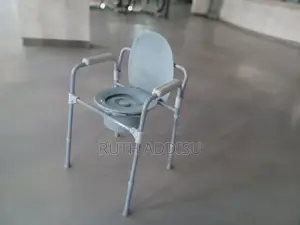 Photo - Commkde Chair43toilet Chair33commode New87poty Chair Commode