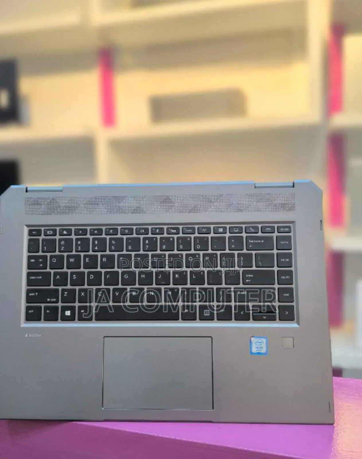 New Laptop HP Zbook Studio G7 16GB Intel Core I5 SSD 512GB