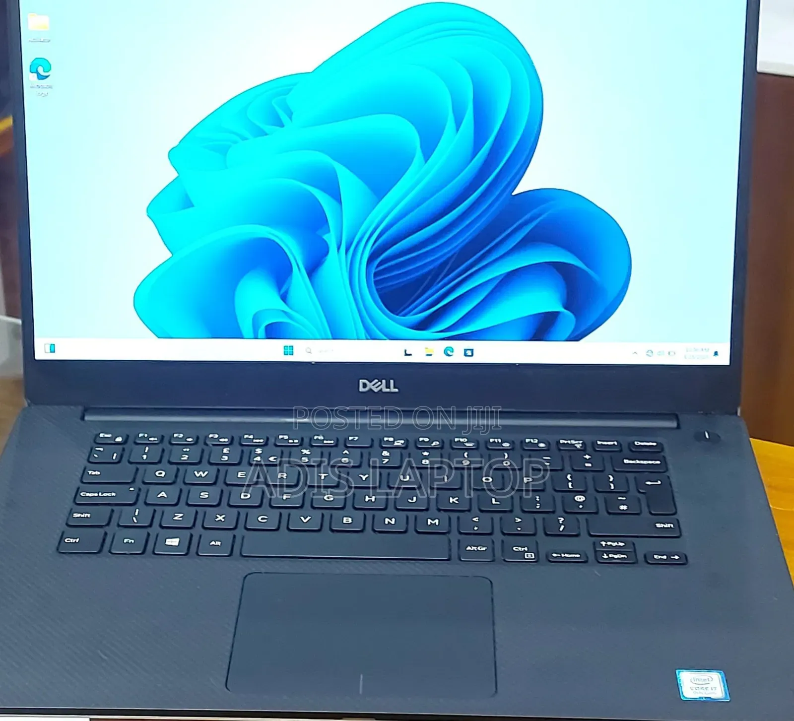 New Laptop Dell Precision 5520 32GB Intel Core I7 SSD 512GB