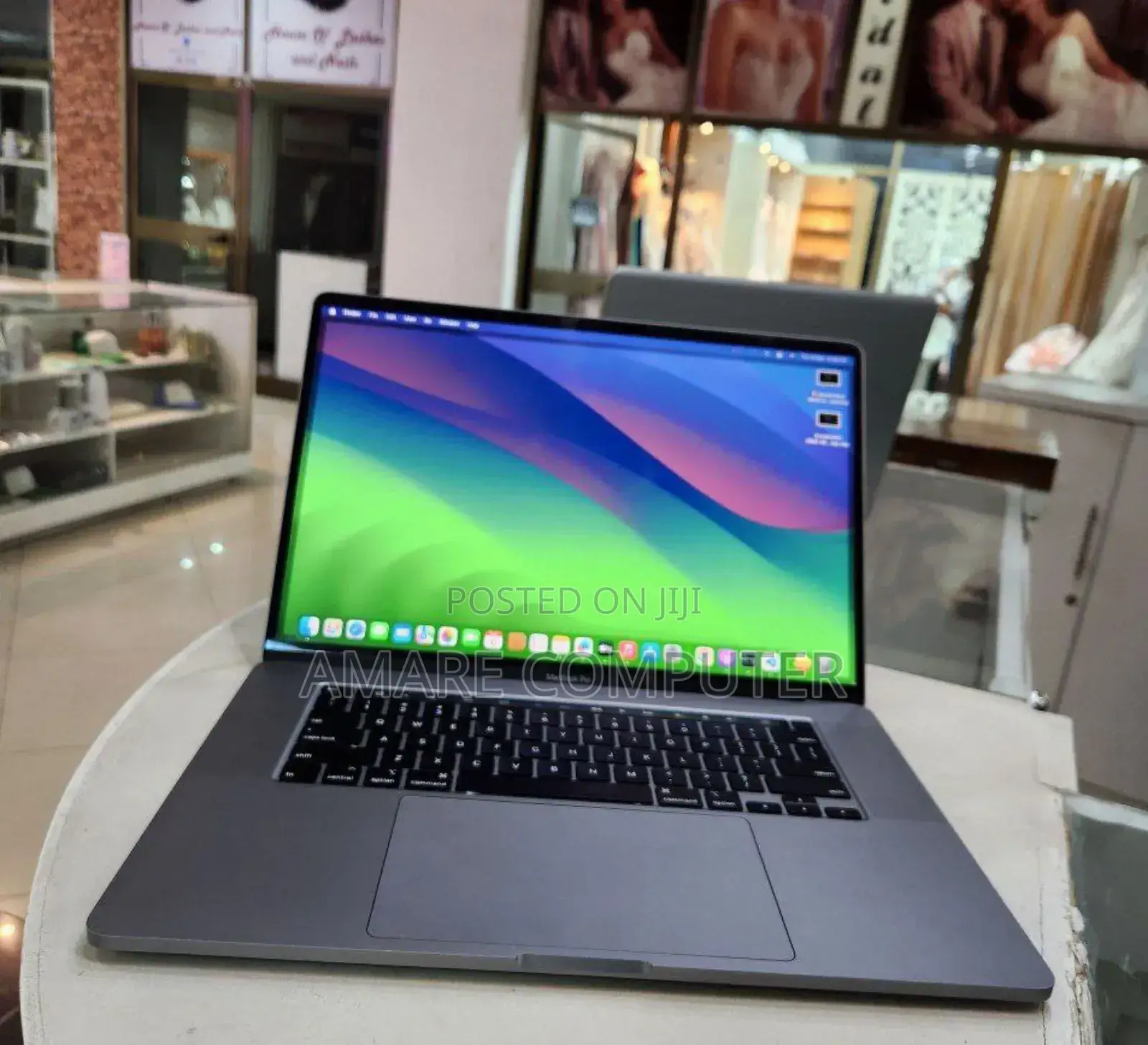 New Laptop Apple MacBook Pro 2019 16GB Intel Core I9 SSD 1T