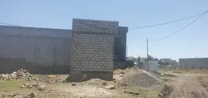 140 ካሬ ዩኒሳ አደባባይ ኦሮሚያ ባንክ ጀርባ። ባቦ