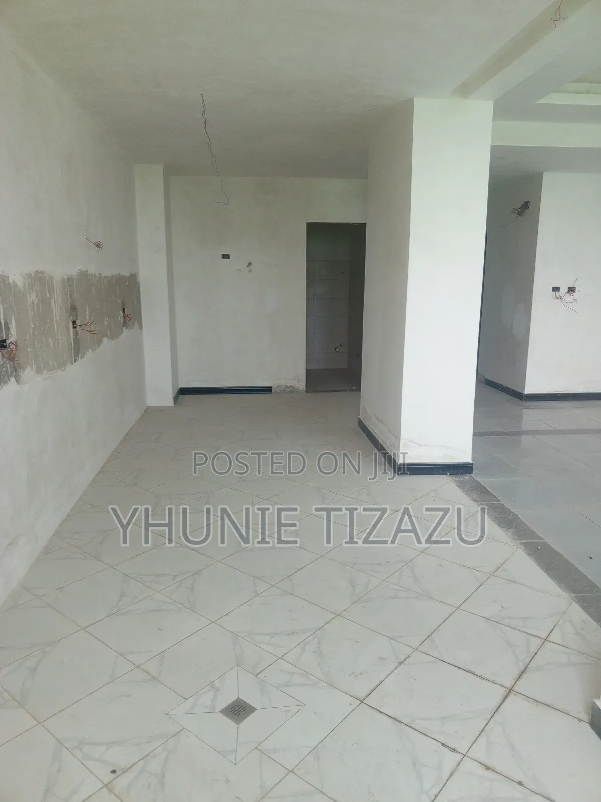 1bdrm Apartment in Real Estate, Bole for sale