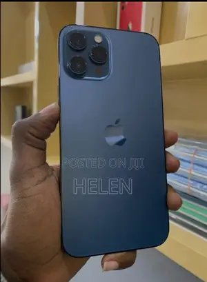 Photo - Apple iPhone 12 Pro 128 GB Blue