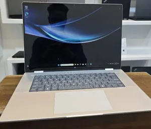 New Laptop HP Pavilion 15 16GB Intel Core Ultra 7 SSD 1T