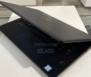 New Laptop Dell Precision 7520 16GB Intel Core I7 SSD 512GB