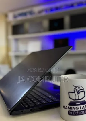 New Laptop Lenovo Ideapad 3 8GB Intel Core I3 SSD 256GB