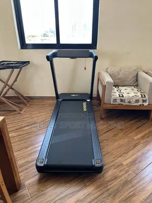 Photo - አዲስ የገባ ዘመናዊ Reebok Fr20z የመሮጫ ማሽን