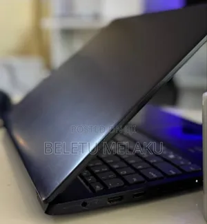 New Laptop Lenovo Ideapad 3 8GB Intel Core I3 SSD 256GB