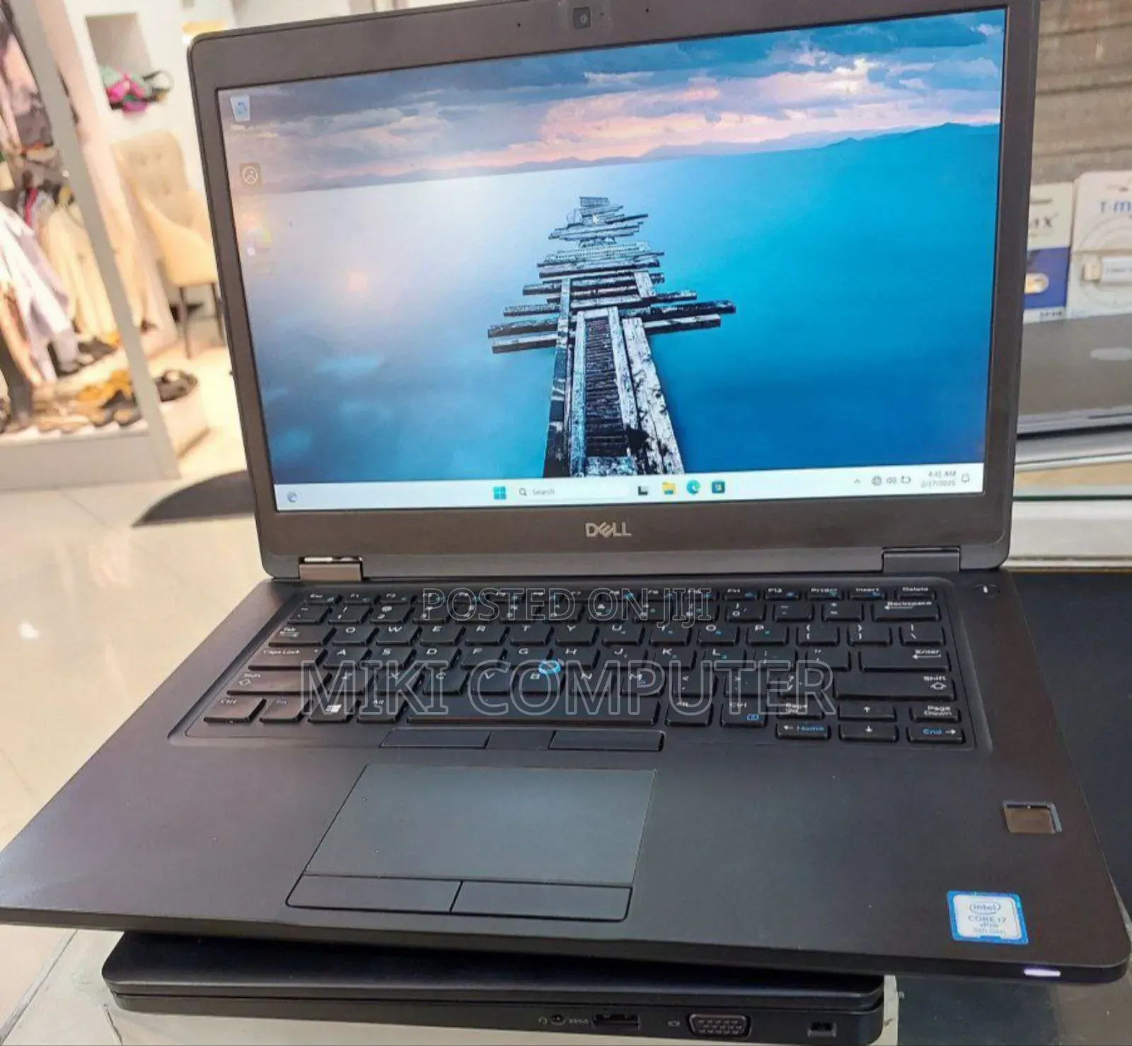 New Laptop Dell Latitude 5310 8GB Intel Core I7 SSD 256GB