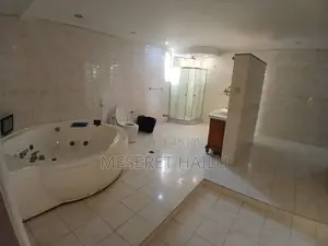 5bdrm House in Besrate Geberale, Nifas Silk-Lafto for rent