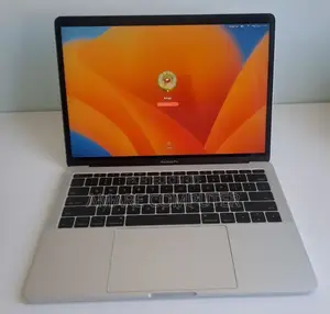 Photo - New Laptop Apple MacBook Pro 2017 8GB Intel Core I5 SSD 128GB