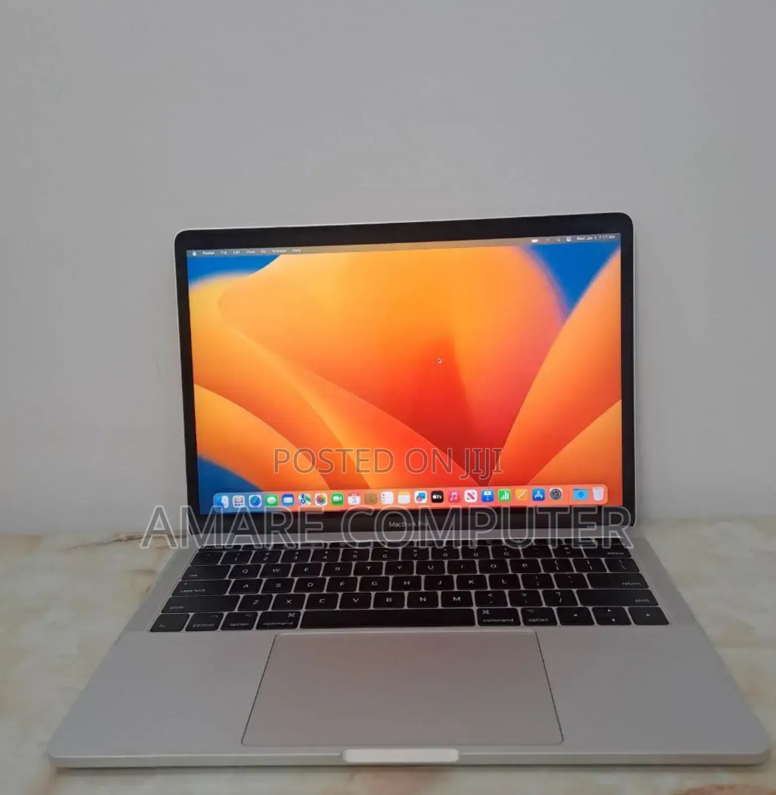 New Laptop Apple MacBook Pro 2017 8GB Intel Core I5 SSD 128GB