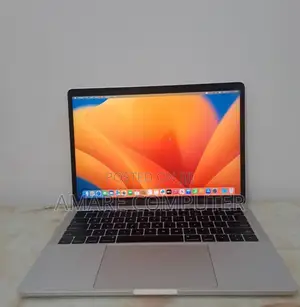 New Laptop Apple MacBook Pro 2017 8GB Intel Core I5 SSD 128GB