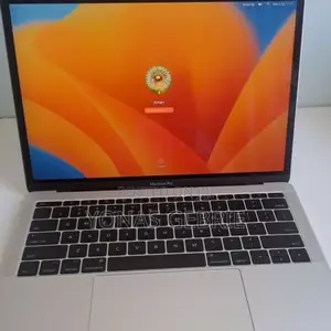 New Laptop Apple MacBook Pro 2017 8GB Intel Core I5 SSD 128GB