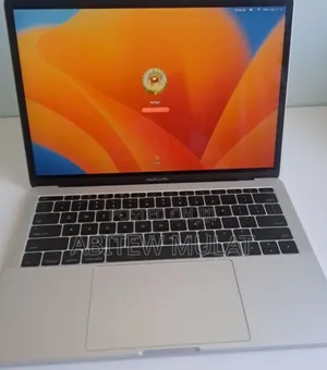 New Laptop Apple MacBook Pro 2017 8GB Intel Core I5 SSD 128GB