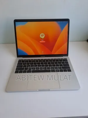 New Laptop Apple MacBook Pro 2017 8GB Intel Core I5 SSD 128GB