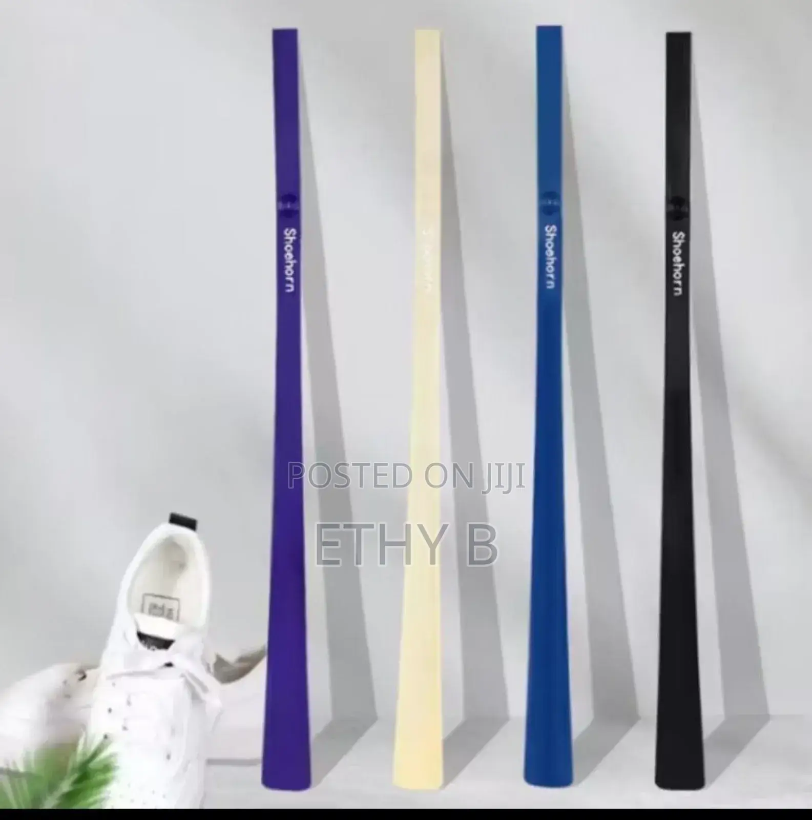 Shoe Horn የጫማ ማስገቢያ