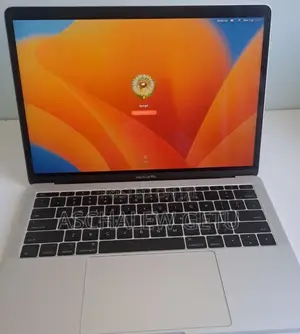 New Laptop Apple MacBook Pro 2017 8GB Intel Core I5 SSD 128GB