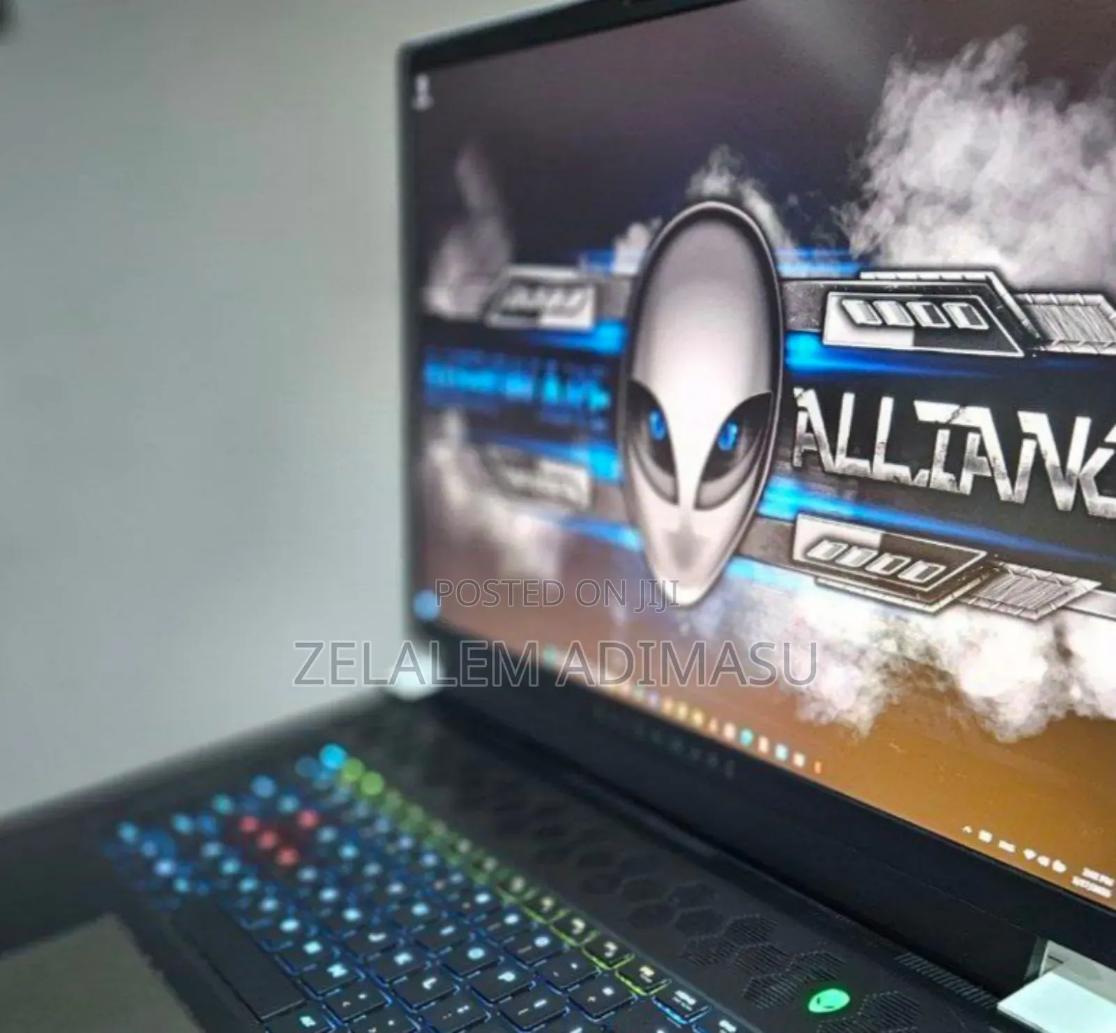 New Laptop Alienware M17x R2 16GB Intel Core i7 SSD 1T