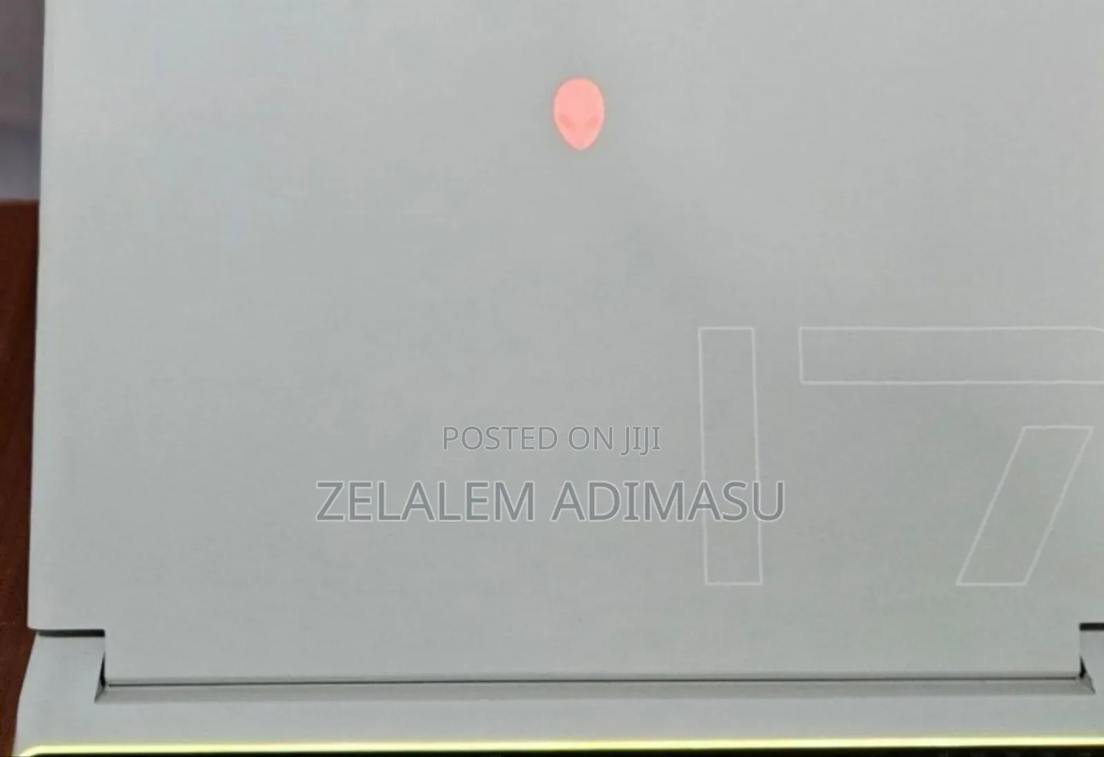 New Laptop Alienware M17x R2 16GB Intel Core i7 SSD 1T