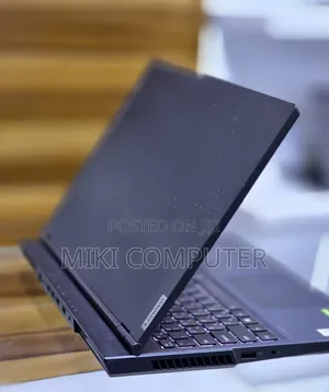 New Laptop Lenovo Legion 5 16GB AMD Ryzen 7 SSD 512GB