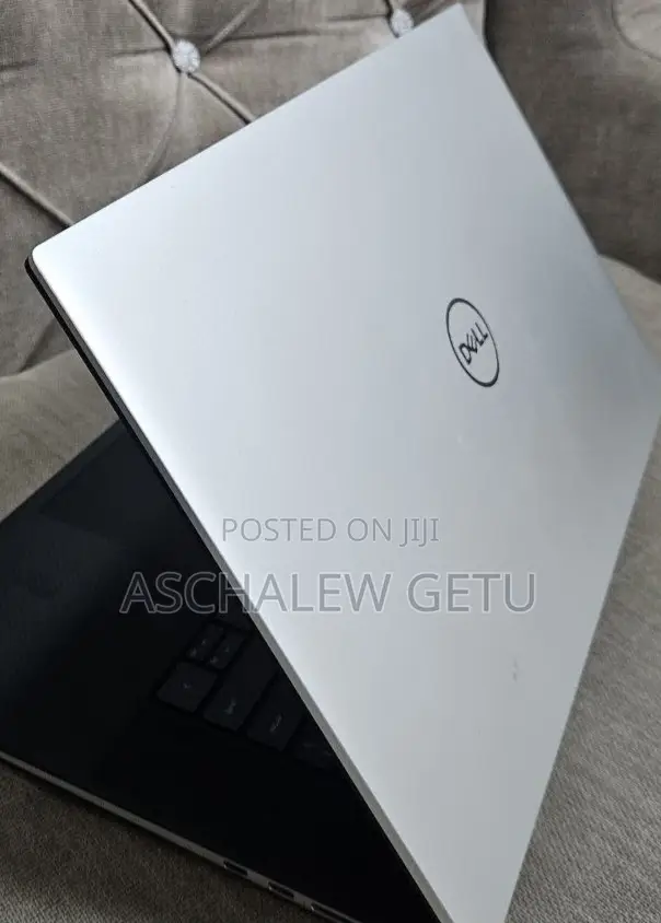 New Laptop Dell XPS 15 32GB Intel Core I7 SSD 1T