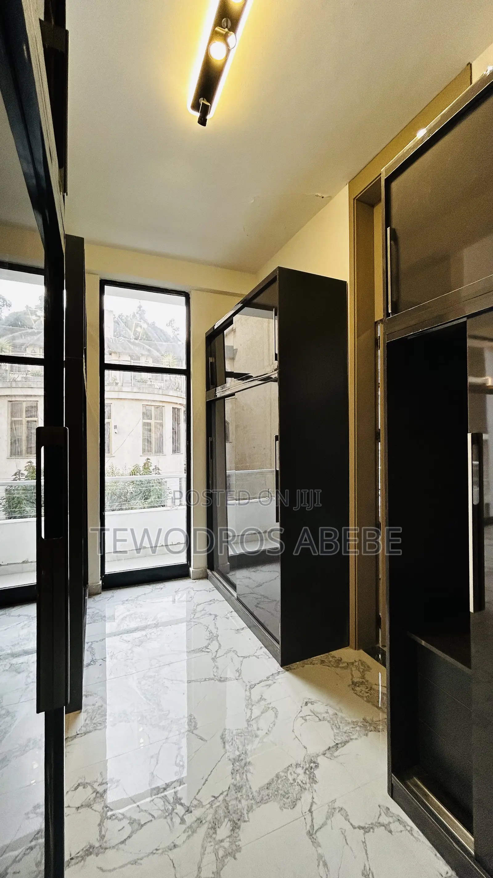 6bdrm House in Yeka for sale