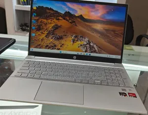New Laptop HP Pavilion 15 8GB AMD Ryzen 5 SSD 512GB