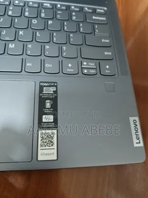 New Laptop Lenovo Yoga 7i 8GB Intel Core I5 SSD 512GB