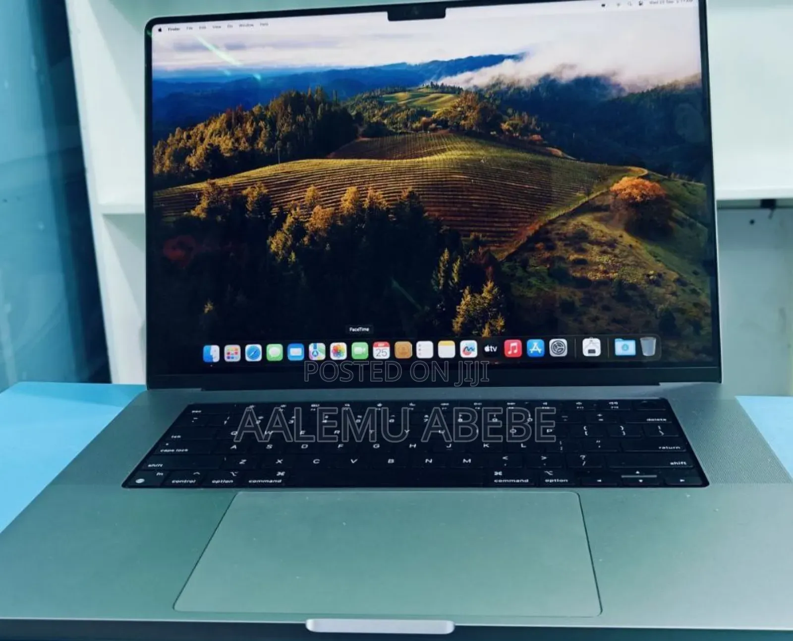 New Laptop Apple MacBook Pro 2021 M1 16GB Apple M1 Pro SSD 1T