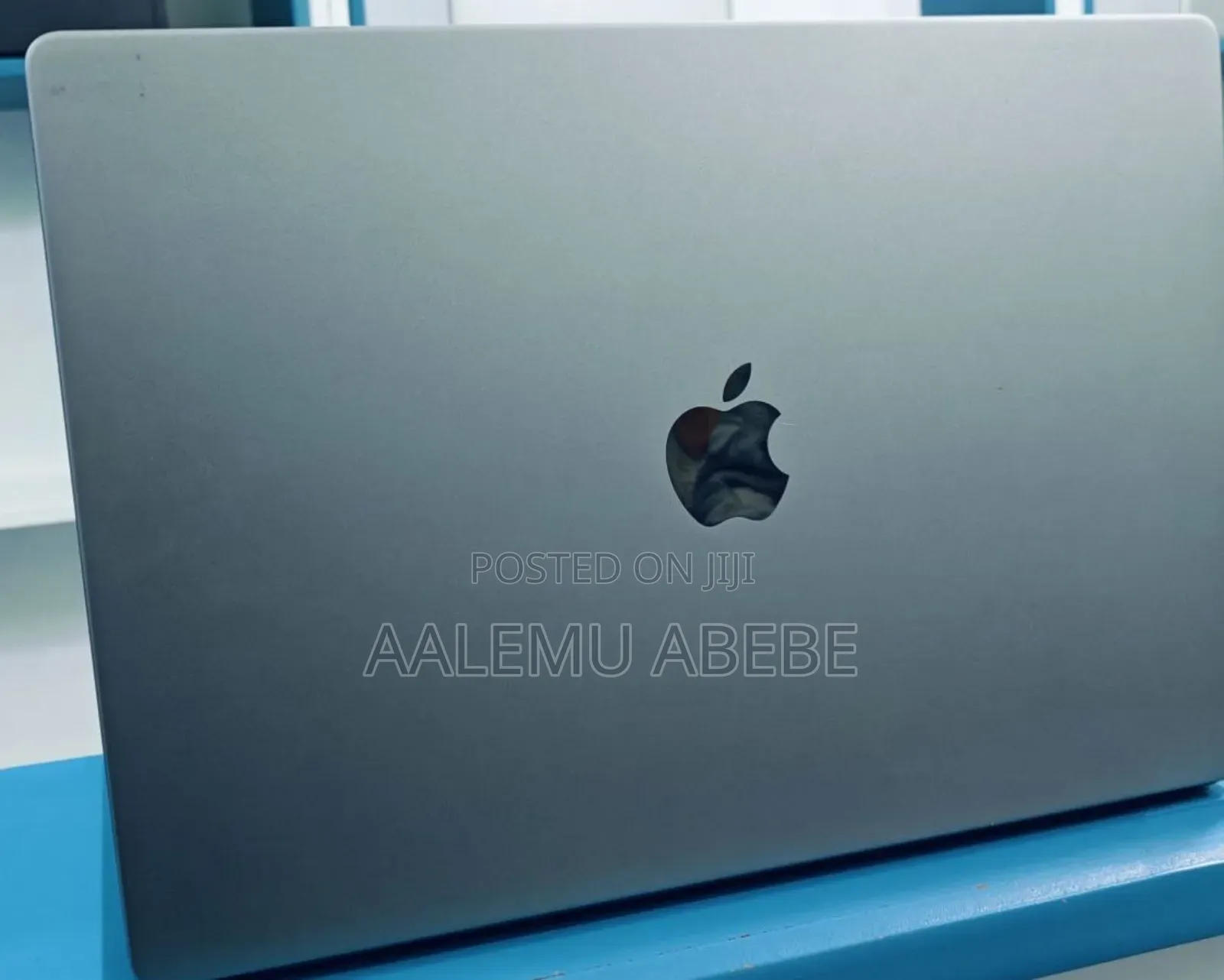 New Laptop Apple MacBook Pro 2021 M1 16GB Apple M1 Pro SSD 1T