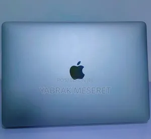 Photo - New Laptop Apple MacBook Pro 2020 16GB Intel Core I5 SSD 1T