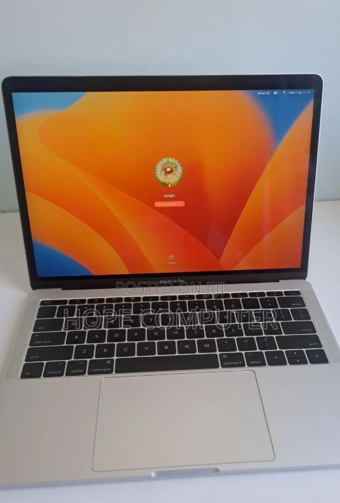 New Laptop Apple MacBook Pro 2017 8GB Intel Core I5 SSD 128GB