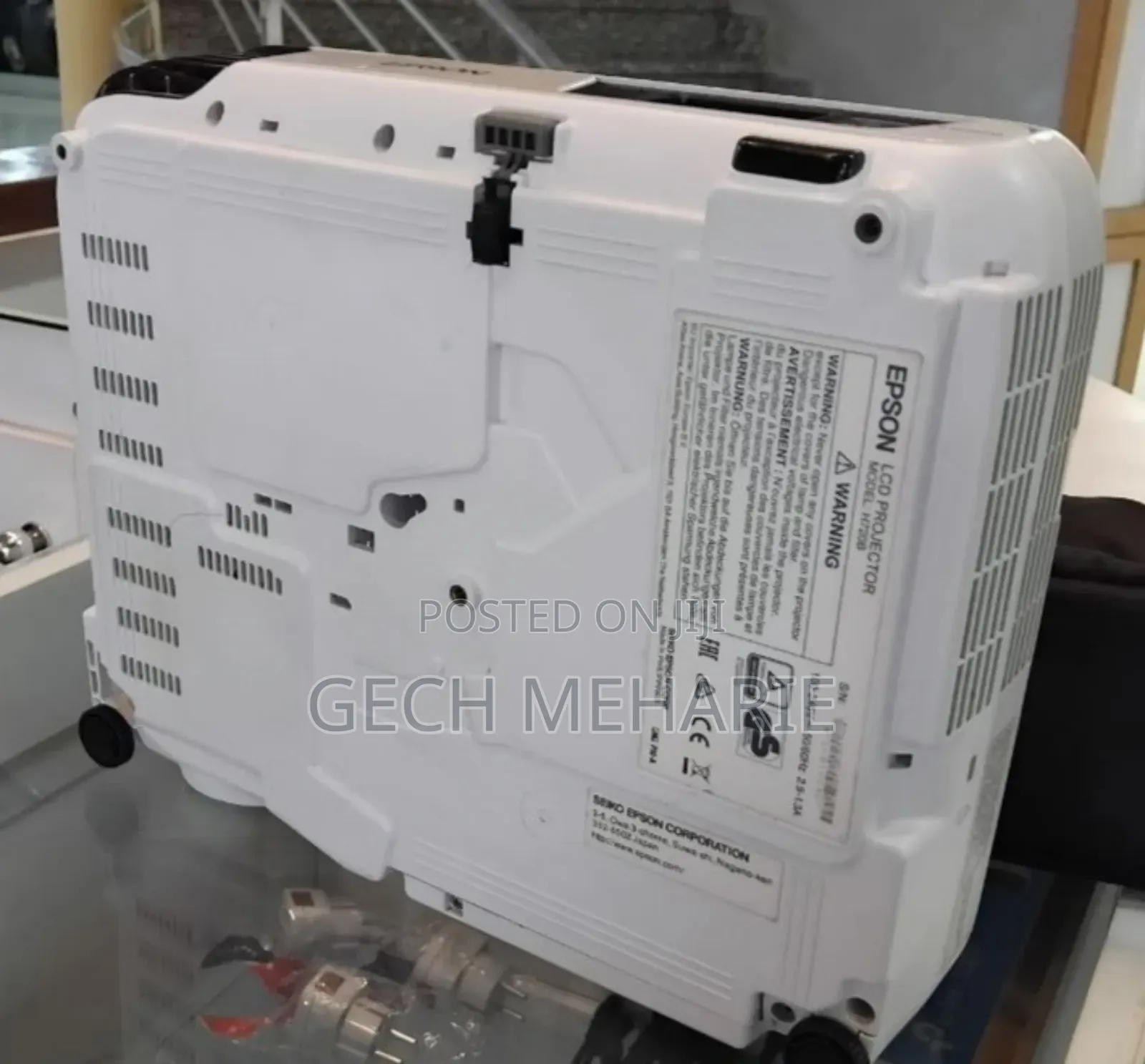 New Epson Projector Model Name: Eb-X31 Has : Bag Remote